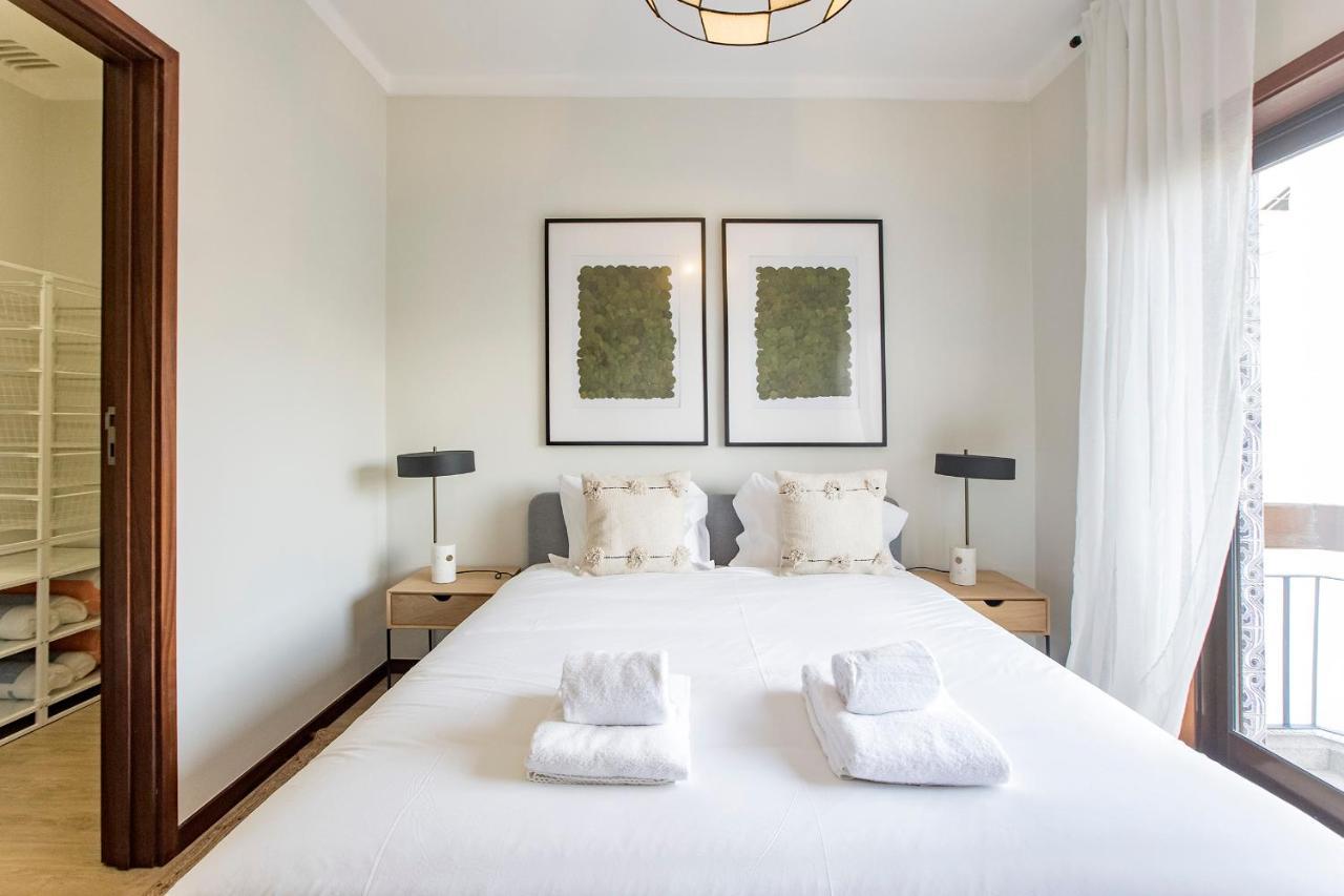 2Br Flat In Bonfim W/ Ac & Balcony By Lovelystay Porto Eksteriør bilde